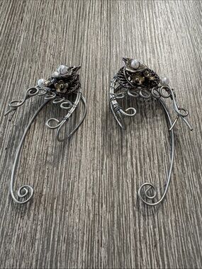 Silver-Tone Floral Pearl Accent Ear Cuffs (Pair)
